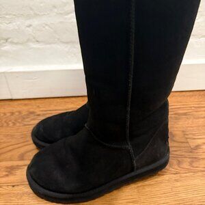 UGG Women's Classic Tall II Boot, Black, US 7